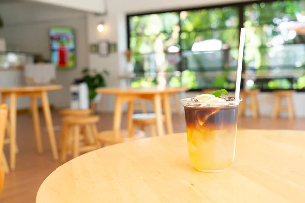 Lemon Black Coffee Take Away Glass — Fotografia de Stock