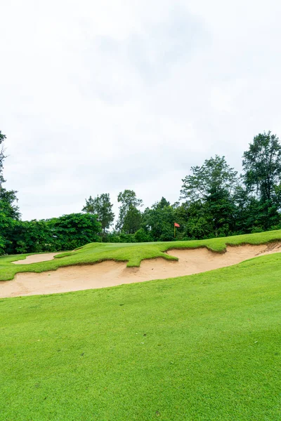 Green Sand Bunkers Golf Course Mountain Hill Background — Photo
