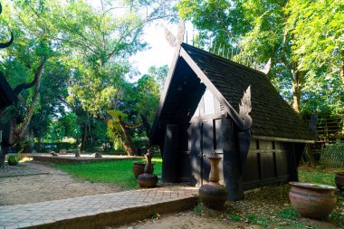 Baan Dam Müzesi (Black House), Tayland 'ın Chiang Rai şehrinin en ünlü yeri.