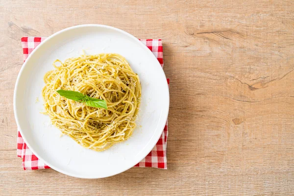 Stock image pesto spaghetti pasta - vegetarian food and Italian food style