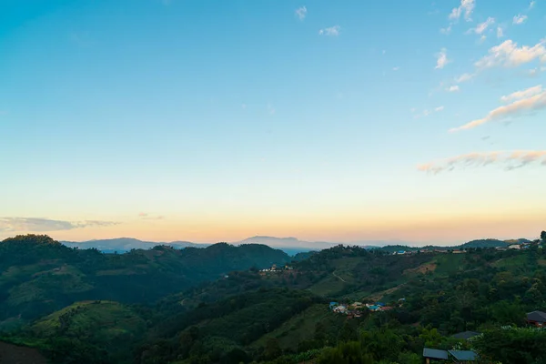 Hermosa Colina Montaña Con Cielo Azul Chiang Rai Tailandia — Foto de Stock
