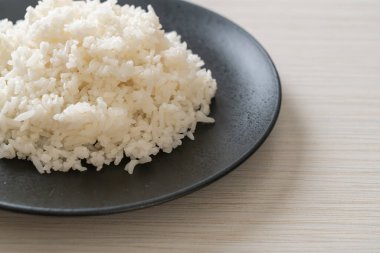 Tay yasemini pilavı pişirdim.