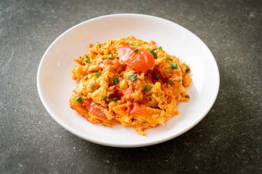 Stir-fried tomatoes with egg or Scrambled eggs with tomatoes - healthy food style