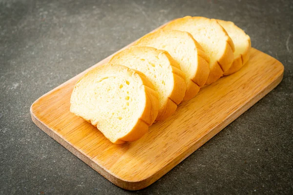 Γλυκοπατάτες Ψωμί Κομμένο Φέτες Ξύλο — Φωτογραφία Αρχείου