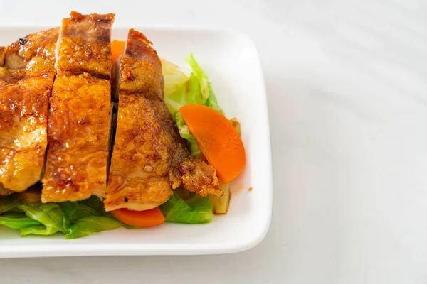Teppanyaki Teriyaki Chicken Steak Cabbage Carrot — Stock Photo, Image