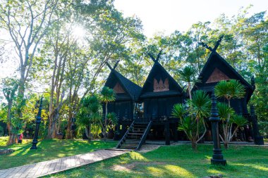 Baan Dam Müzesi (Black House), Tayland 'ın Chiang Rai şehrinin en ünlü yeri.