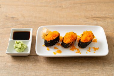 Ebiko Suşi ya da Karides Yumurtalı Suşi - Japon yemek tarzı