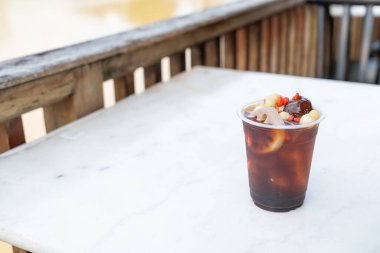 Monk Fruit Juice with lotus root, goji berry and Jujube - Healthy drink style