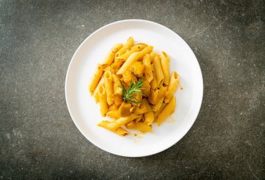 kabaklı makarna alfredo sosu - vejetaryen ve vejetaryen yemek tarzı