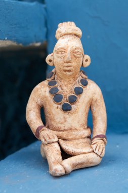 Maya varlıklarının bebeklerindeki fiziksel temsiller