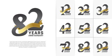 Yıldönümü Logotype siyah renkli ve altın kurdeleli seti özel gün kutlamaları için kullanılabilir