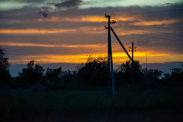 Şehirde günbatımı. Yüksek kalite fotoğraf