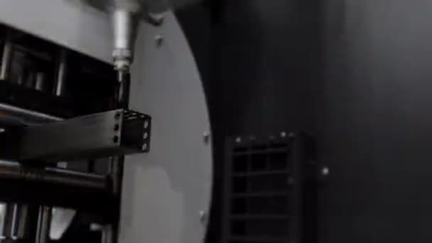 Modern Technological Cnc Cutting Power Action Metallic Horizontal Ironwork Object — Vídeo de Stock