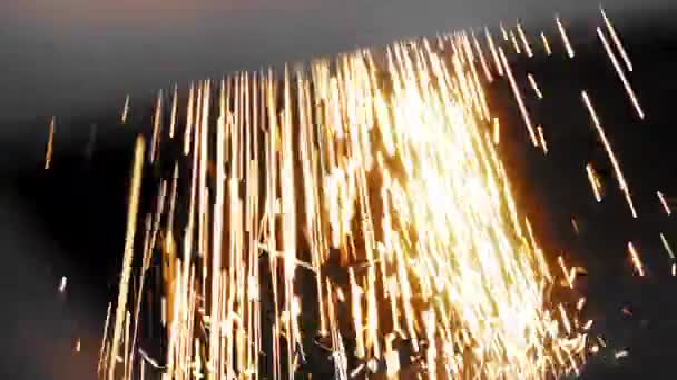 Sparks Welding Cutting Metal Fall Continues Line Sparks Flying Dark — Stock Video