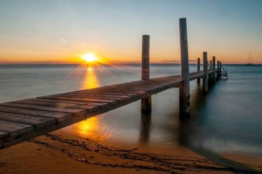 Le ponton des starlar