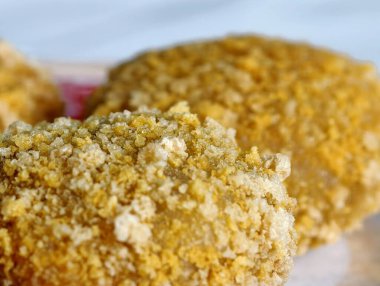 Atıştırmalık çikolatalı makarna keki.