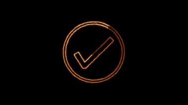 Koyu arkaplanda parlayan ampul