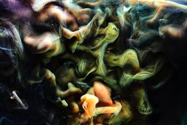 Çok renkli kontrastlı sıvı sanat arka planı. Boya mürekkebi patlaması, soyut duman modeli