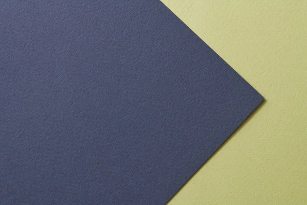 ラフなクラフト紙の背景 紙の質感青緑の色 テキストのコピースペースを持つモックアップ — ストック写真
