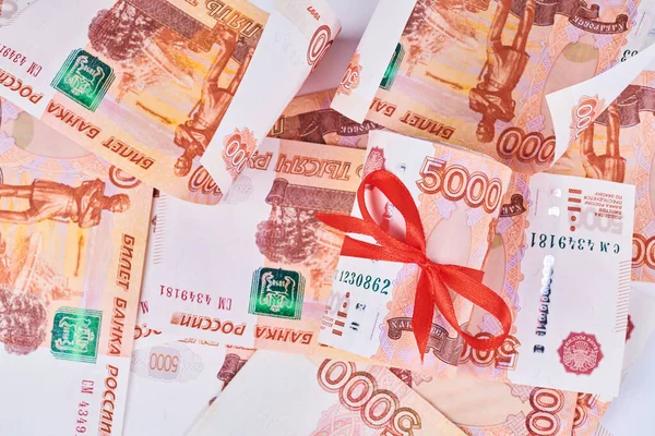Roubles Russes Cinq Mille Billets Banque Paquet Argent Avec Ruban — Photo