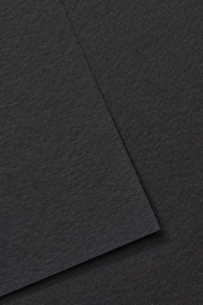 ラフクラフト紙作品の背景 幾何学的なモノクロームの紙のテクスチャ黒の色 テキストのコピースペースを持つモックアップ — ストック写真