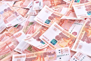 Rus Rublesi. Beş bininci banknot.