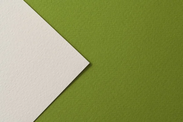 ラフなクラフト紙の背景 紙の質感緑の白の色 テキストのコピースペースを持つモックアップ — ストック写真