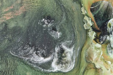 Soyut arkaplan sıvısı sanat, çok renkli mermer doku, boya lekeleri ve lekeler