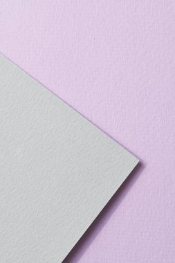 Kabataslak kağıt arka plan, kağıt dokusu gri leylak renkleri. Metin için kopyalama alanı olan bir model