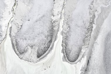 Işık yaratıcı soyut arkaplan. Akrilik boya dokusu. Alkol lekeleri, mürekkep lekeleri, gri renkler, sıvı arter.