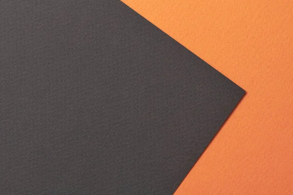ラフなクラフト紙の背景 紙の質感オレンジ黒の色 テキストのコピースペースを持つモックアップ — ストック写真