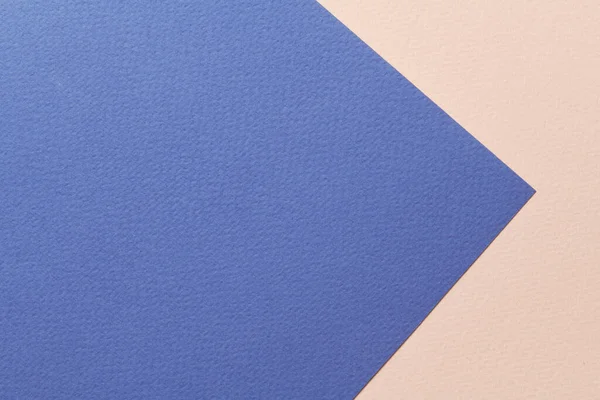 ラフなクラフト紙の背景 紙の質感青ベージュ色 テキストのコピースペースを持つモックアップ — ストック写真