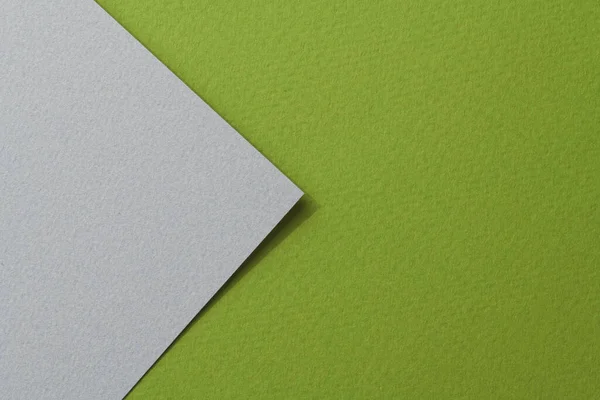 ラフなクラフト紙の背景 紙の質感緑灰色 テキストのコピースペースを持つモックアップ — ストック写真