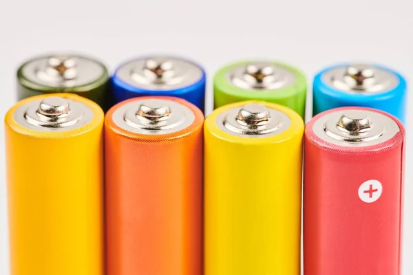Renkli Alkali Aaa Bataryaları Beyaz Arkaplanda Izole Edildi — Stok fotoğraf