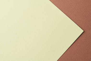 Kabataslak kağıt arka plan, kağıt desenli kahverengi renkler. Metin için kopyalama alanı olan bir model