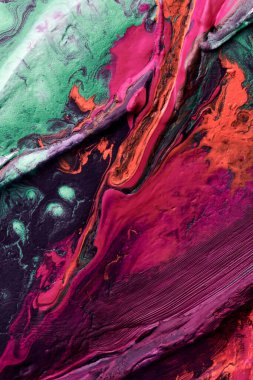 Dekoratif çok renkli macun arkaplanı. Spatula ile doldurulmuş duvar dokusu, alçı üzerine kaotik çizgiler ve darbeler. Yaratıcı tasarım, taş desen, cemen