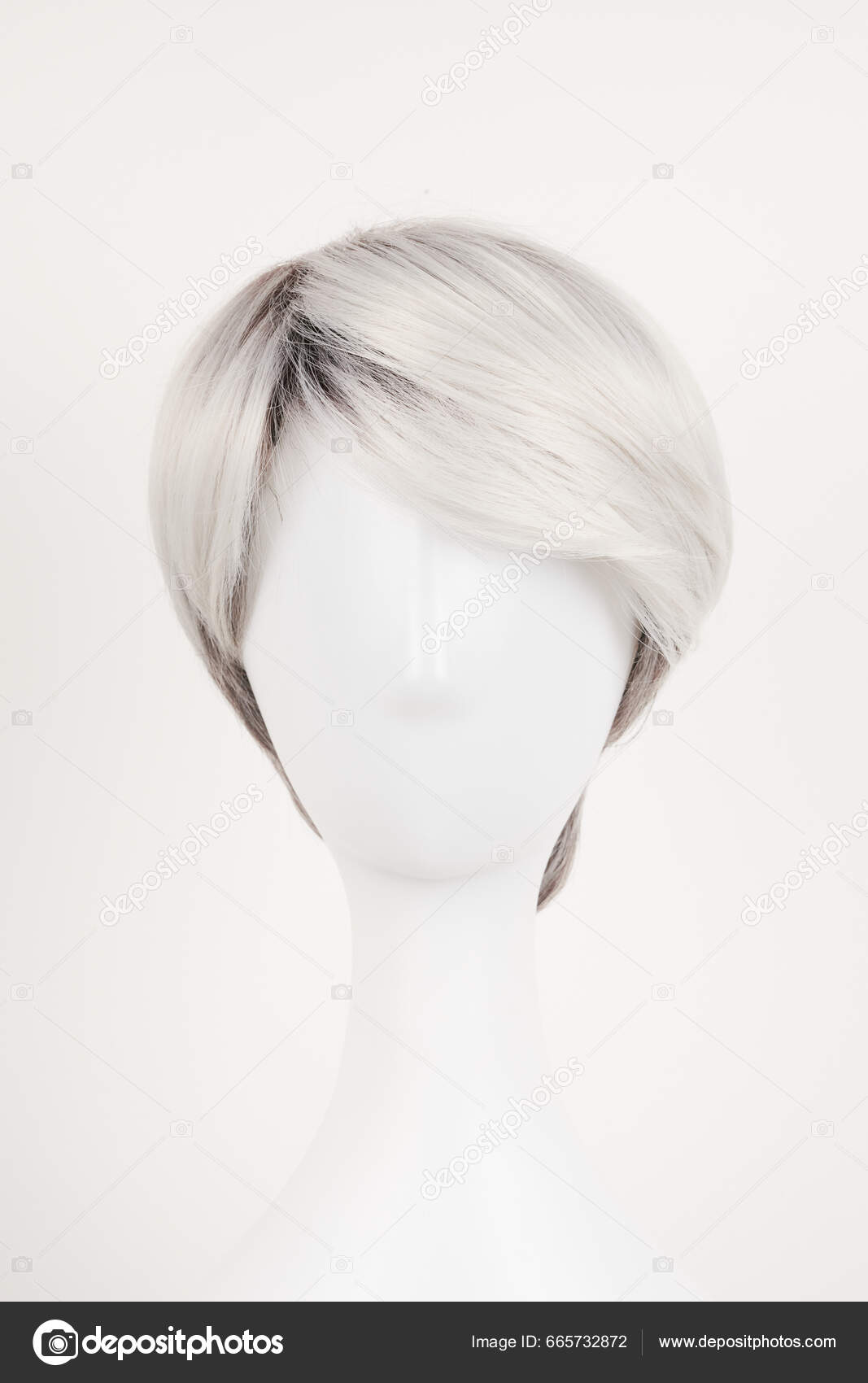 Mannequin Head With Short Silver Wig Stock Photo - Download Image