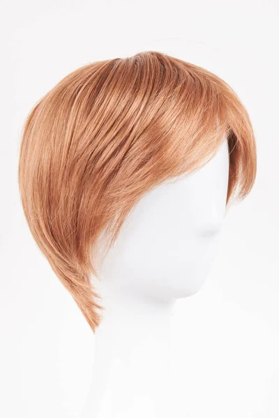 Natural Looking Ginger Wig White Mannequin Head Short Hair Plastic — Stock Photo, Image