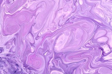 Özel güzel desen, soyut akışkan sanat arkaplanı. Mor eflatun boyalar birbirine karışıyor. Yazdırma ve dizayn için mürekkep dokusu lekeleri ve çizgileri