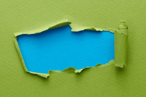 Yırtık Kenarlı Yırtık Kağıt Çerçevesi Fotokopi Alanı Yeşil Mavi Renkler — Stok fotoğraf