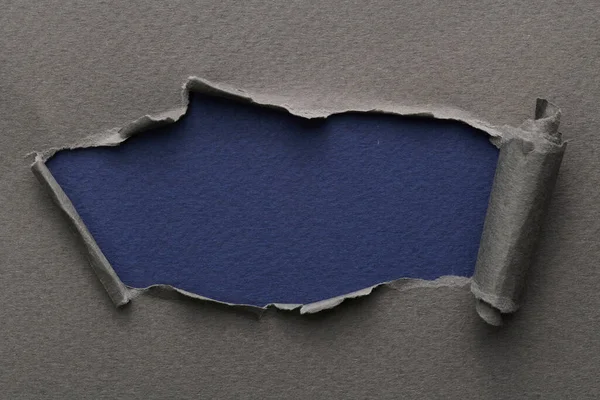 Yırtık Kenarlı Yırtık Kağıt Çerçevesi Metni Kopyalamak Için Pencere Mavi — Stok fotoğraf