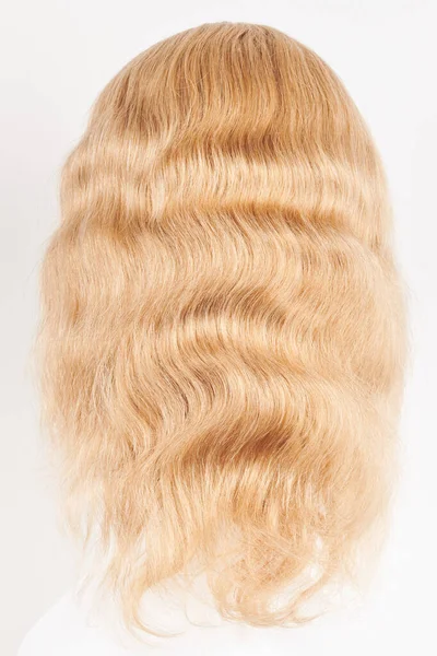 Natural Looking Blonde Wig White Mannequin Head Long Hair Plastic — Stock Photo, Image