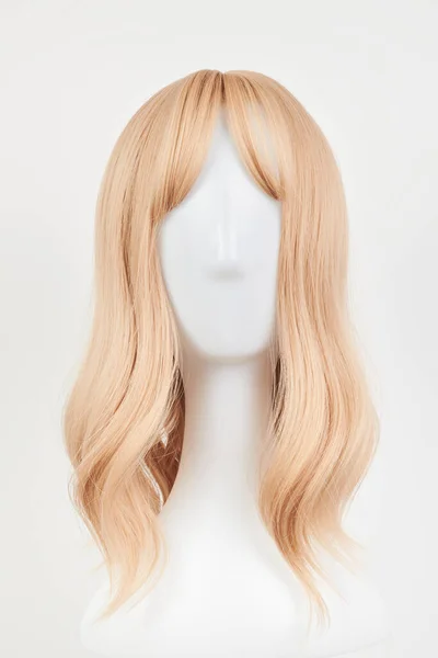 Природньо Виглядає Блондинка Ярмарок Білій Голові Манекена Волосся Середньої Довжини — стокове фото