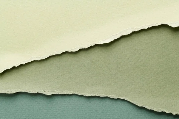 Yırtık Kenarlı Kağıt Parçalarından Sanat Kolajı Yapışkan Notlar Yeşil Renkler — Stok fotoğraf