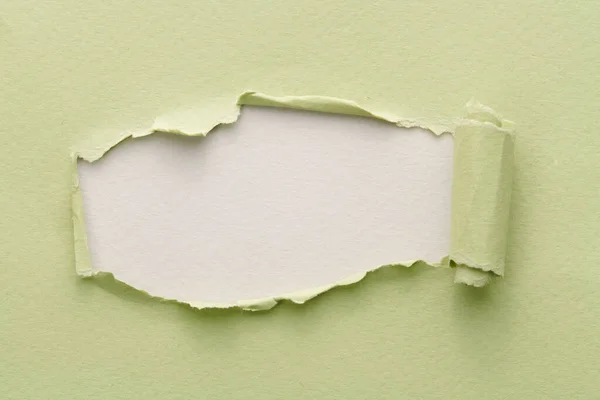 Rám Roztrhaného Papíru Potrhanými Okraji Okno Pro Text Mezerou Zelené — Stock fotografie