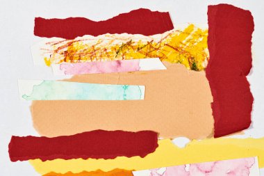 Soyut arka plan, çok renkli sanat kolajı. Basılı davetiye kartı ve kartpostal için yaratıcı desen tasarımı. Resim posteri, renkli duvar kağıdı. Kırmızı, sarı, beyaz renkler