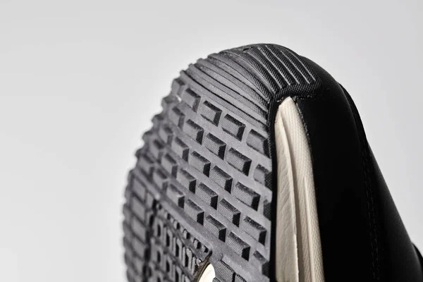 Svart Läder Män Sneaker Isolerad Vit Bakgrund Med Kopia Utrymme — Stockfoto