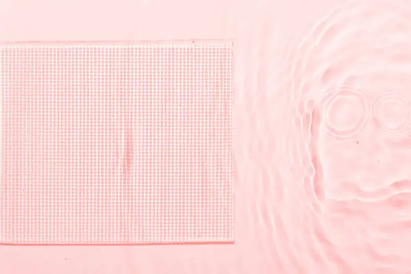 Fondo Abstracto Superficie Rosa Agua Ondas Ondulaciones Textura Hidratante Acuático —  Fotos de Stock