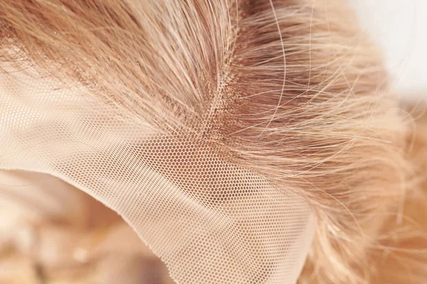 Natural Looking Blonde Wig Close Details Natural Hair Extension System — Stock Photo, Image