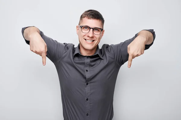 Handsome Man Glasses Pointing Finger Demonstrating Empty Space Product Text — Stock Photo, Image